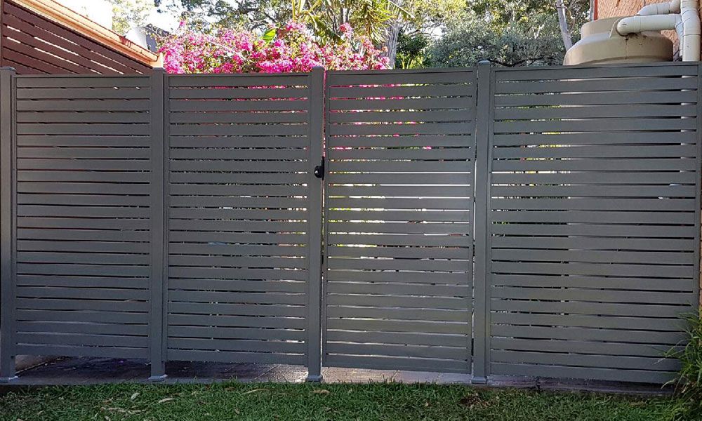 Aluminium Slat Fencing & Gates